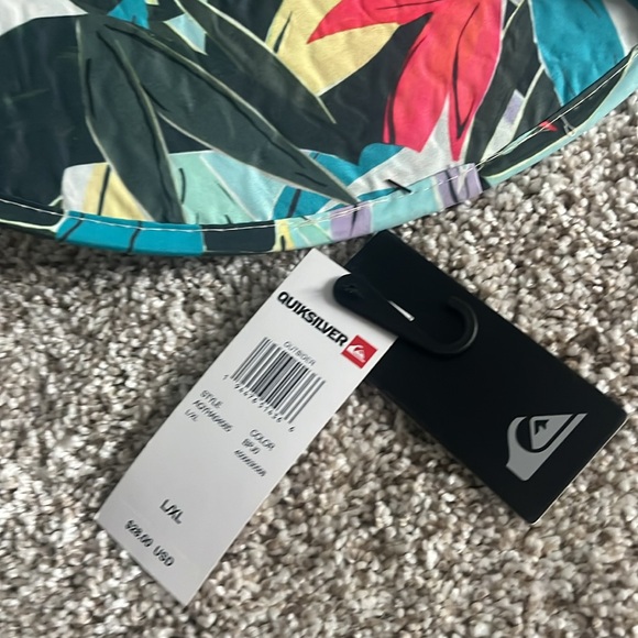 Quiksilver Beach Hat Floral NWT - Picture 3 of 4
